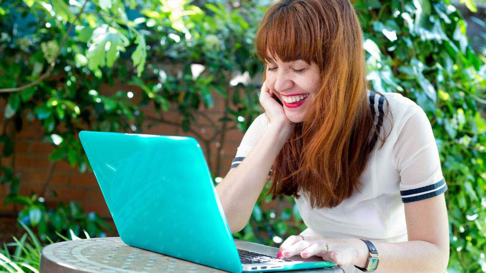 Teacher streamlining her ai essay grader workflow using AI skills acquired from Kangaroos Expert AI for Teachers Learning Center